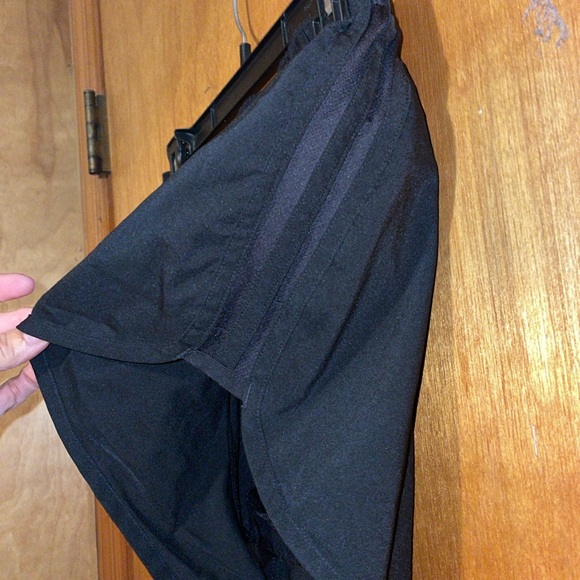 •ADIDAS•BLACK 3" INSEAM CLIMALITE TRAINING/RUNNING ATHLETIC SHORTS SIZE MEDIUM - Picture 4 of 9